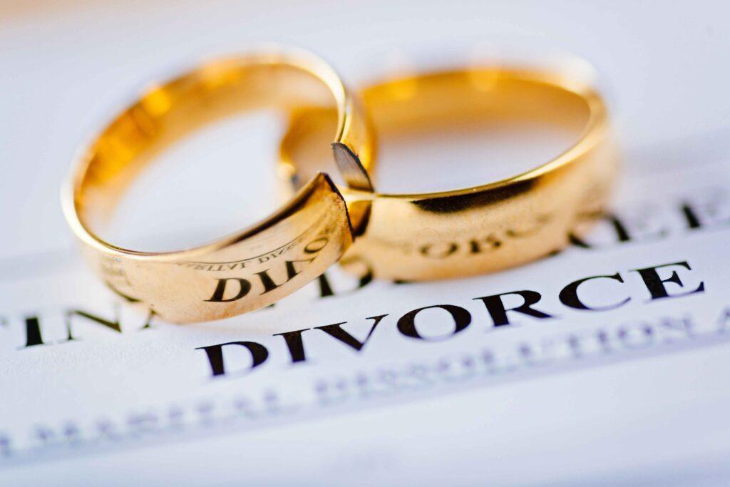 Practical Steps for Preparing Financially for Divorce